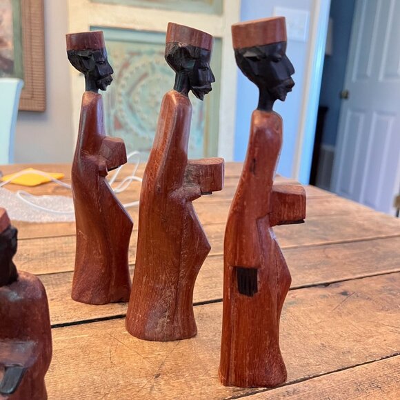 Hand Carved Wooden Nativity Tribal Set of 12 Jesus Mary Joseph Kings Christmas - Picture 10 of 16